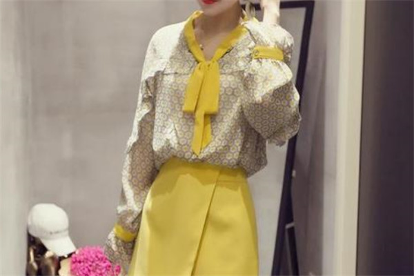 一见钟情女装加盟