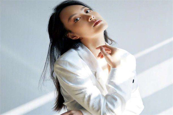 伊然服饰