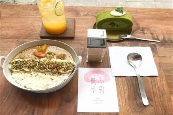 津津甜品小吃店