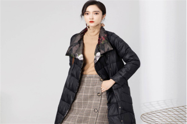 悦己女装