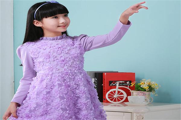 糖果果童装