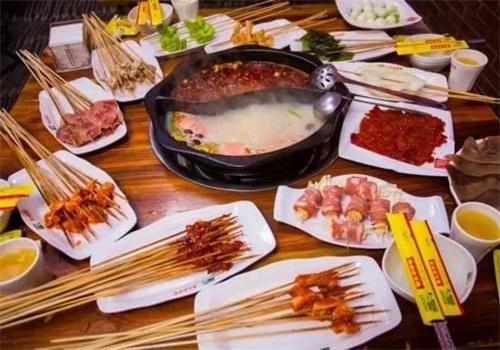 音乐串串香火锅酒吧