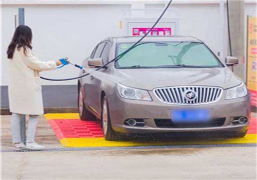 新石器无人洗车