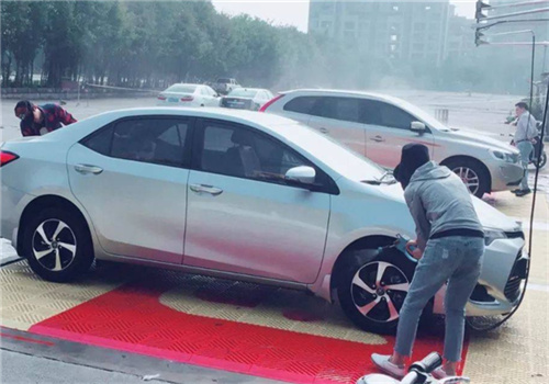 新石器无人洗车