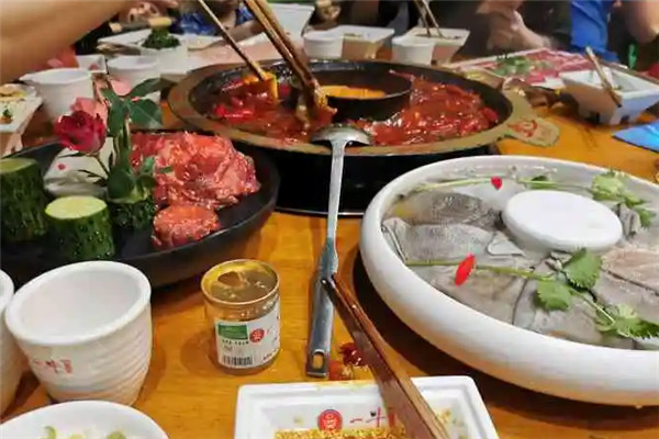 一斗鲜火锅加盟