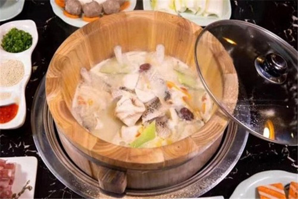 鱼江山火锅加盟
