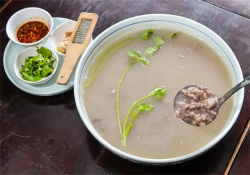 兄弟俩老李家牛肉汤
