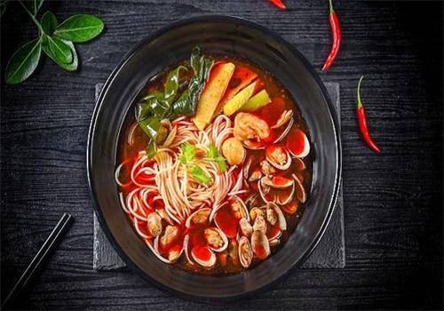 一碗鲜鸡汤面