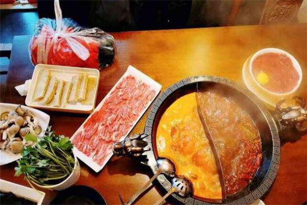 幺点子全牛油老火锅