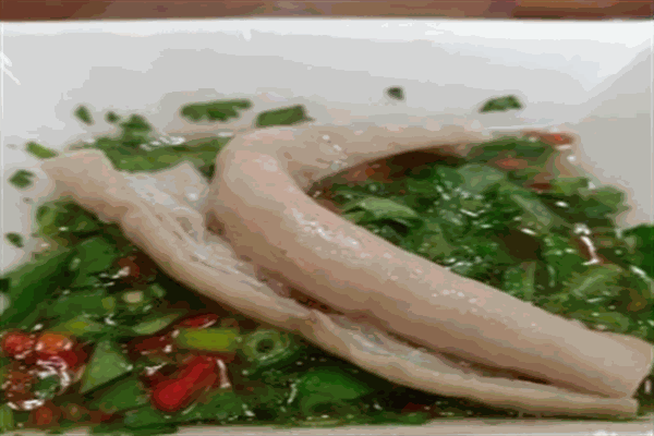 青一鲜椒火锅