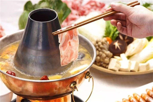 小龙炊火锅加盟