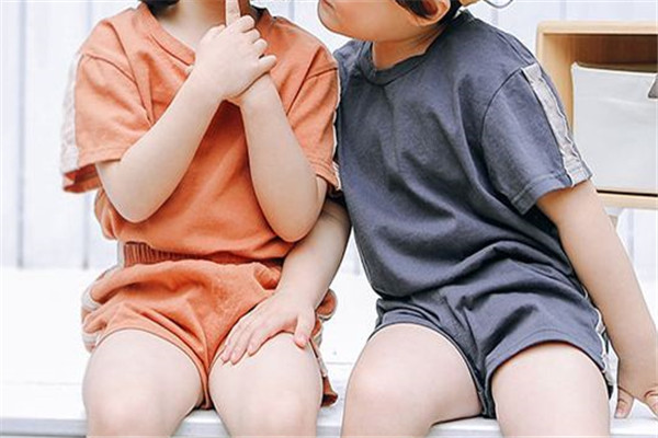衣无语童装加盟