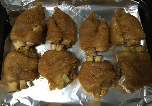 心品味烤猪蹄