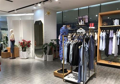 娜来美折扣店