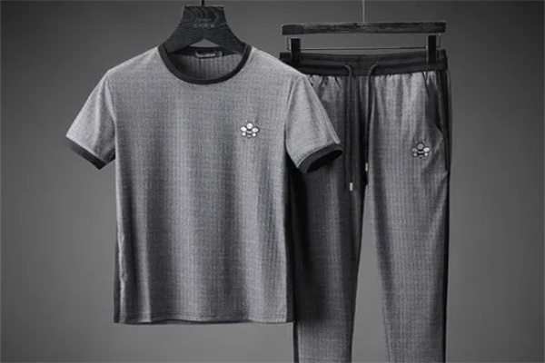 平衡派服饰