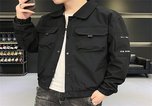 伟时服饰