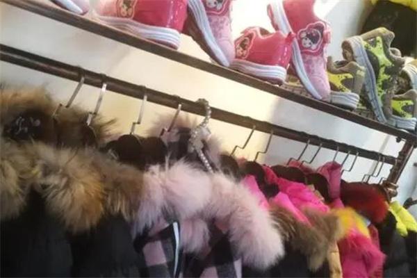熊孩子童鞋店