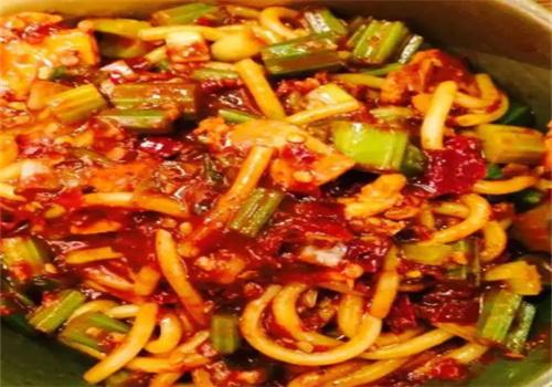 疆湖传说新疆炒米粉