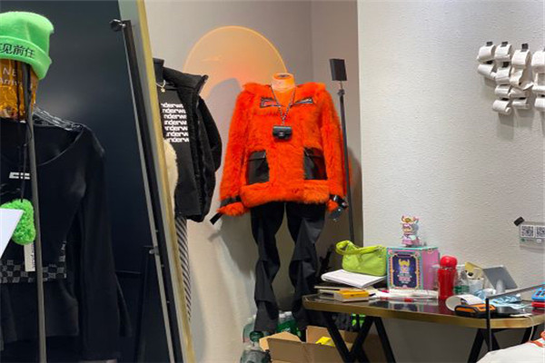 一生一世服装加盟