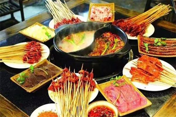 醉疯狂牛串串火锅加盟