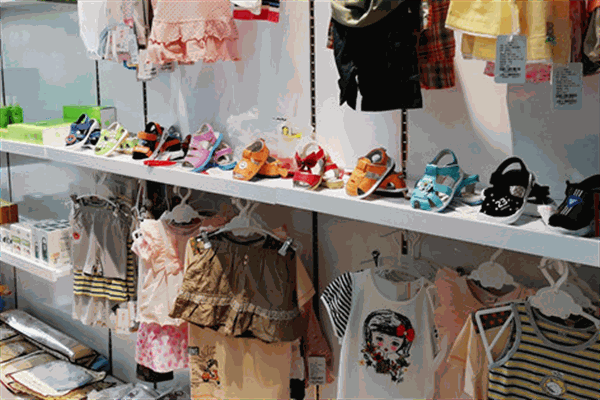 小脚丫孕婴店加盟