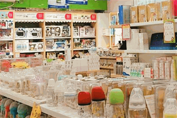 小脚丫孕婴店加盟