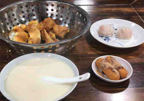 吴记油条豆浆