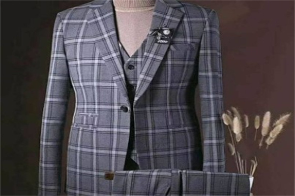 铂玛服装