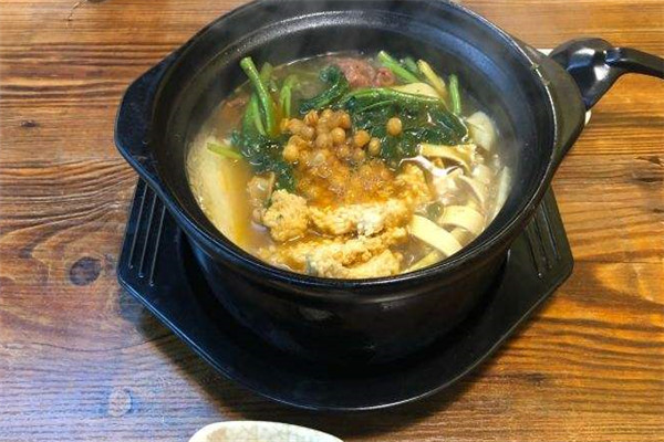胖小仙砂锅加盟