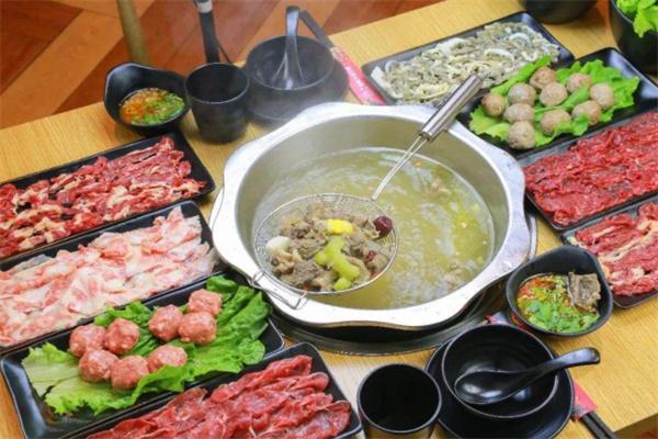 潮汕记生鲜牛肉火锅