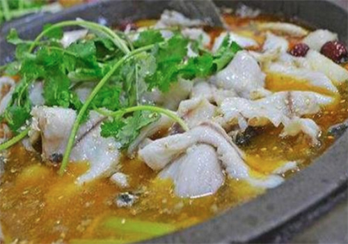 煲有鱼金汤酸菜鱼