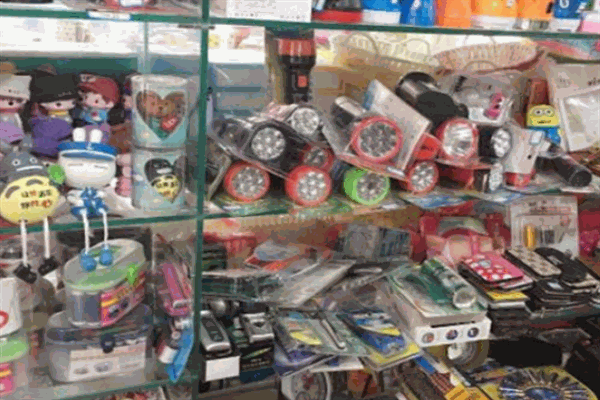 卡比两元店