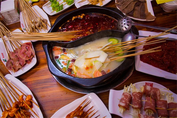 味出西关串串香