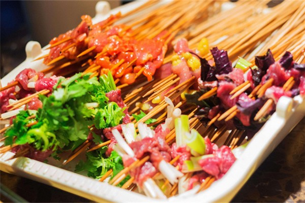 味到位串串香