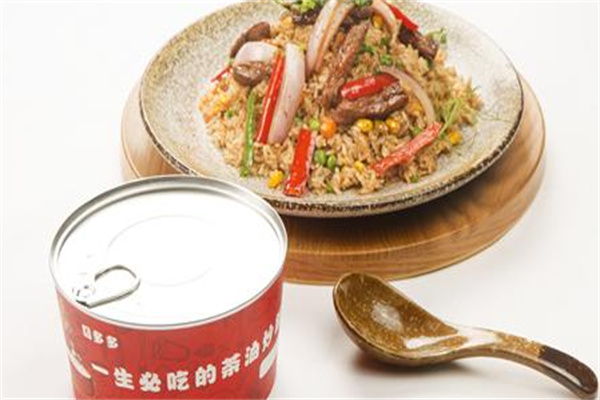 f饭主播易拉罐炒饭