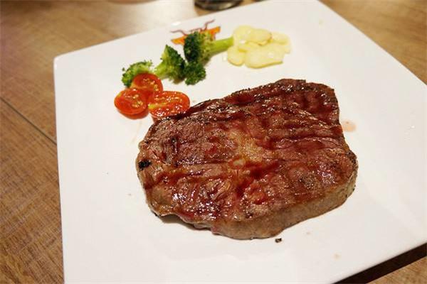 小熊牛排
