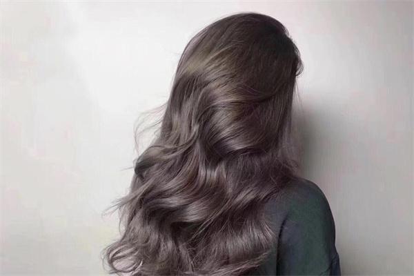 纤手人生美发