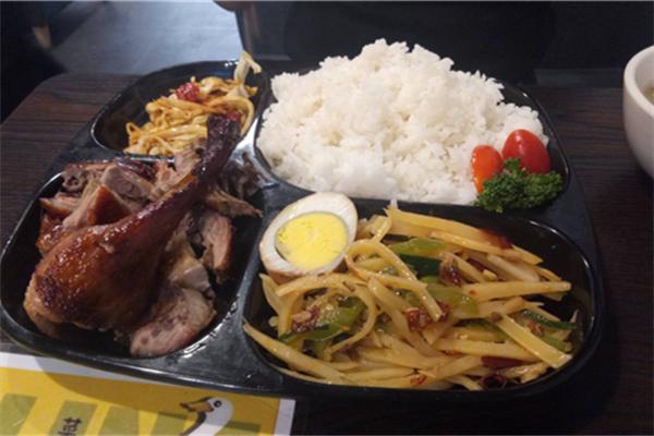 叫个鸭子肉饭
