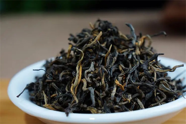 月叶红茶