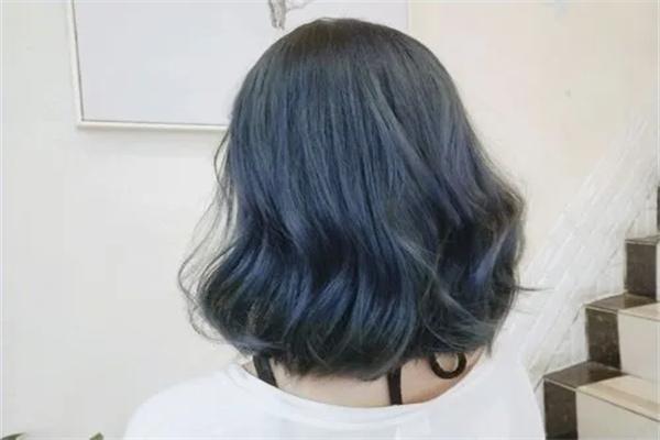 纤手人生美发