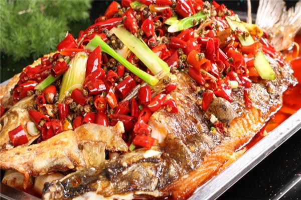 艳阳天第三乐章炉鱼店
