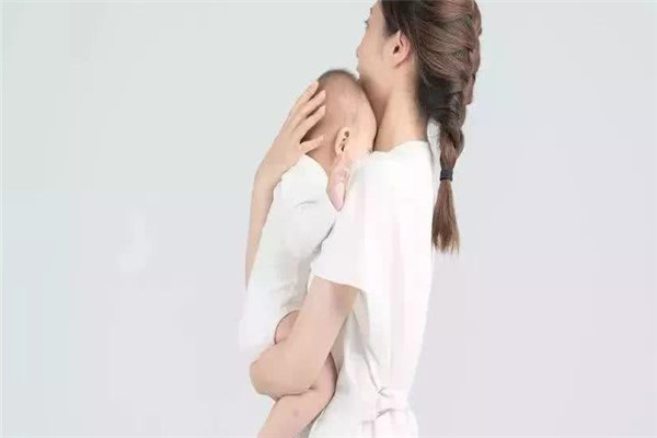 阳光月嫂加盟