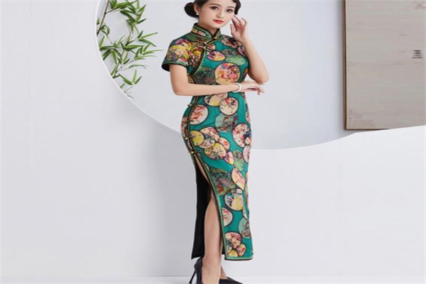 锦棠华服