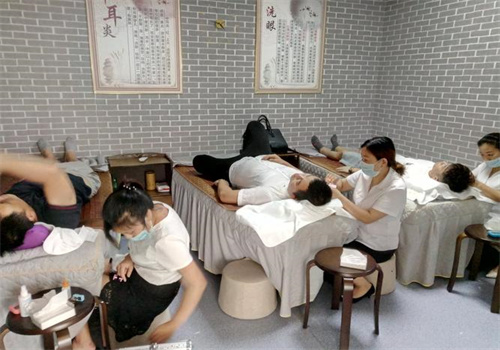 慕然采耳