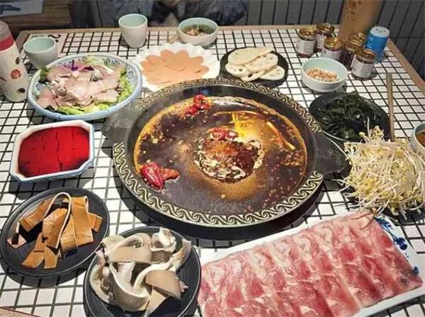 石八梯老火锅