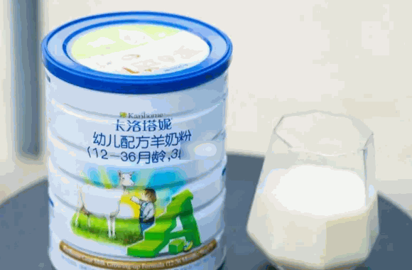 澳优奶粉
