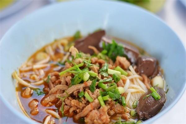 大红冒老冒菜