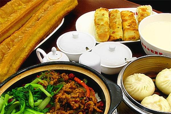 鼎时尚早餐加盟