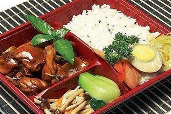 张手记中式营养快餐