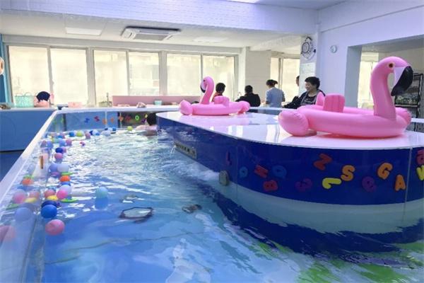 三瑟海婴童游泳馆